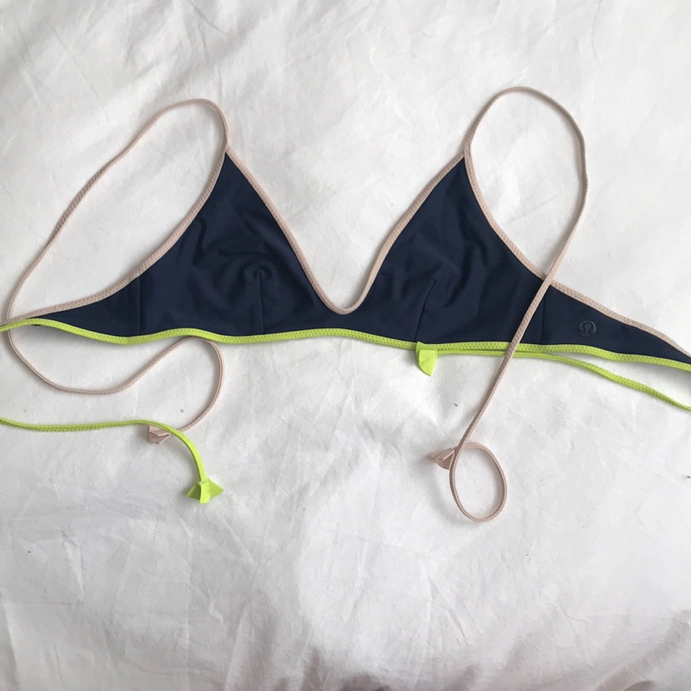 Reversible lulu lemon bikini top